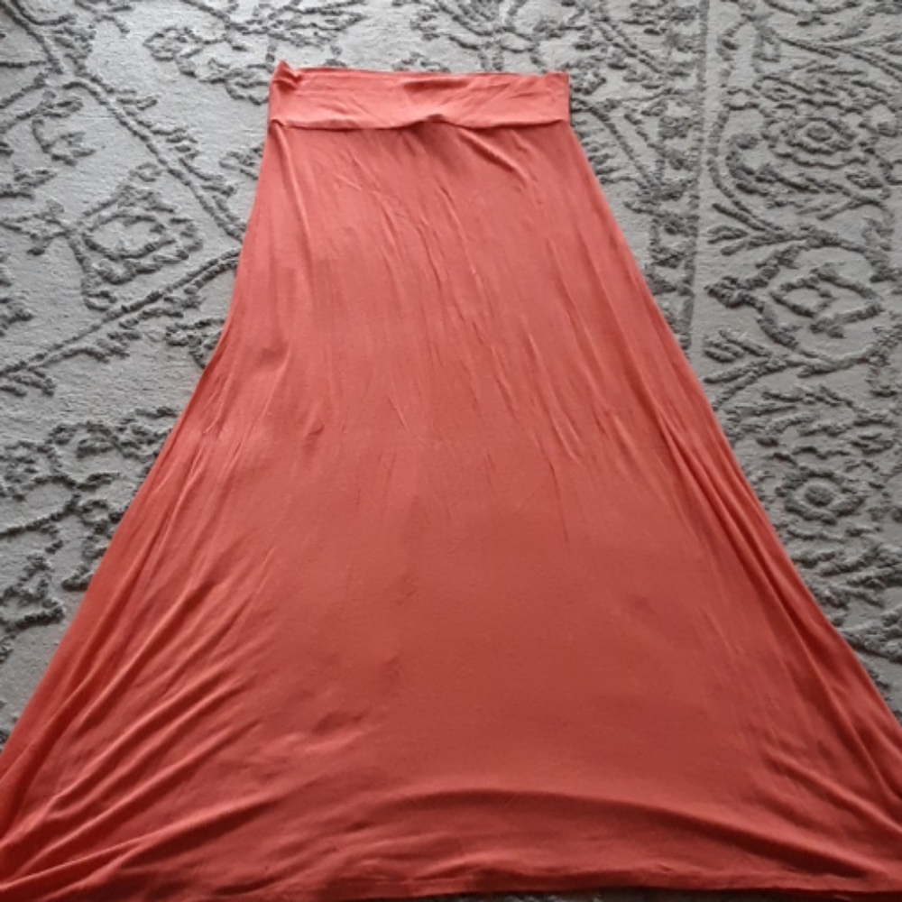 Long skirt